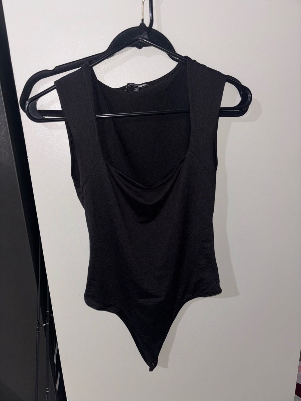 Fashion Nova Black Sleeveless Scoop Neck Bodysuit